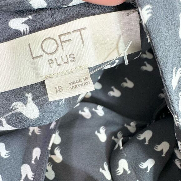 Loft Plus Blouse Womens 18 Neck Tie Gray Chickens Hens Cuff Sleeves career - Picture 4 of 11